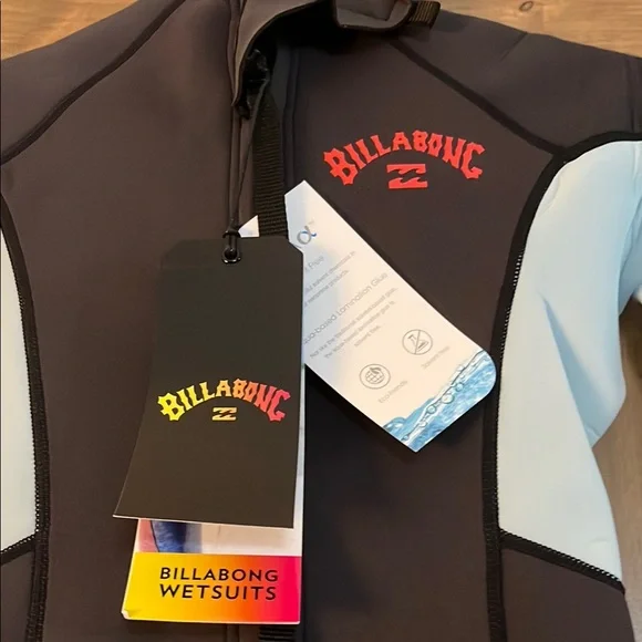 Roxy Black and Light Blue Women's Wetsuit - Picture 3 of 5